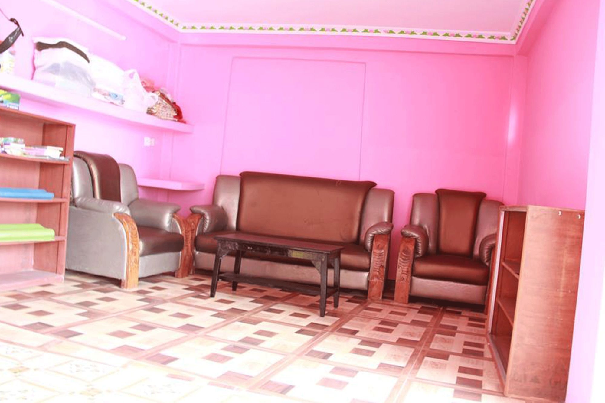 Hotel Santana ポカラ エクステリア 写真